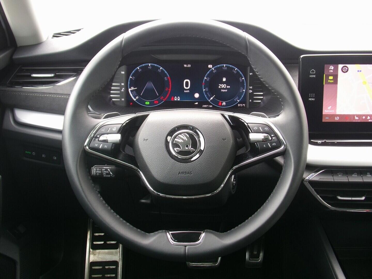 O419V07562_22.webp_OCTAVIA Scout 2.0 TSI 140 kW automat, DPH