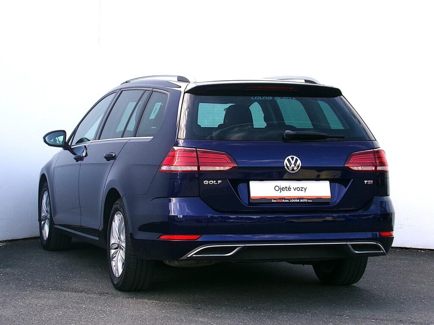 O419V07566_15.webp_GOLF VARIANT Highline 1.5 TSI 110 kW automat