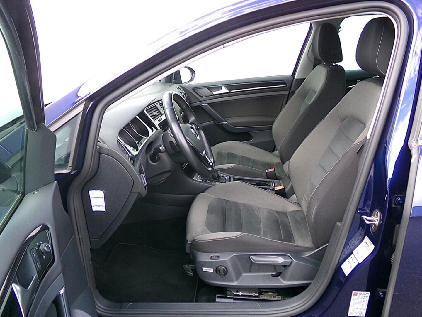 O419V07566_20.webp_GOLF VARIANT Highline 1.5 TSI 110 kW automat