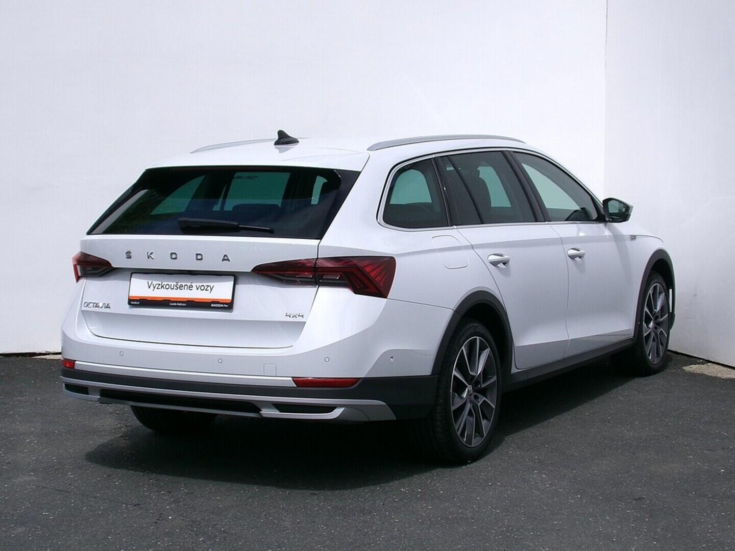 O419V07568_11.webp_OCTAVIA Scout 2.0 TSI 140 kW automat, DPH