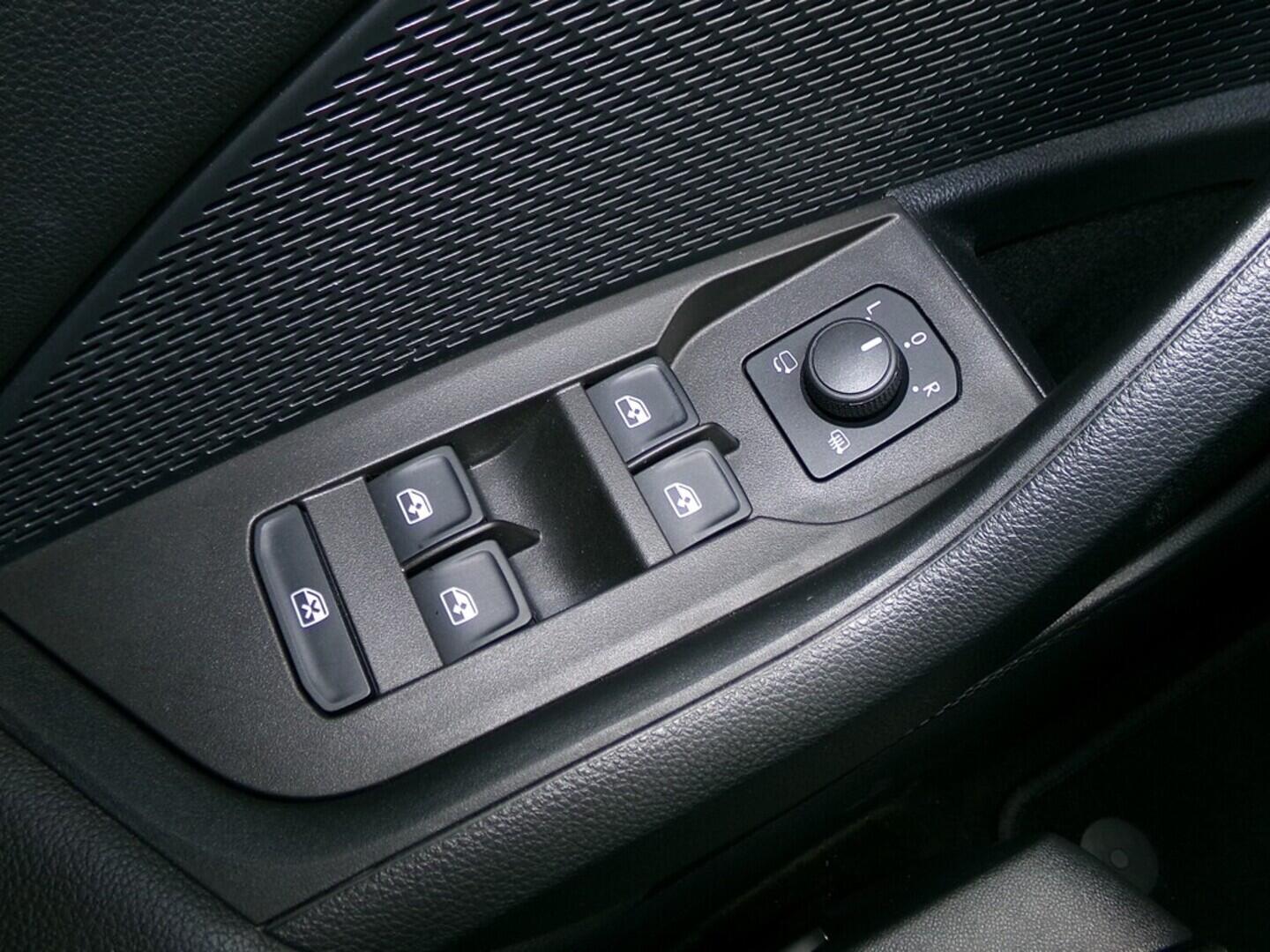 O419V07568_21.webp_OCTAVIA Scout 2.0 TSI 140 kW automat, DPH