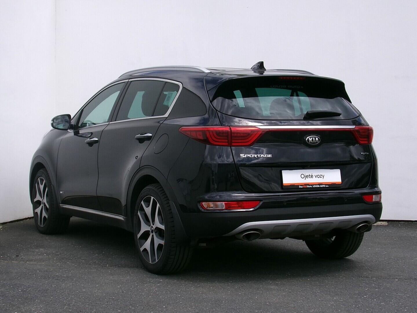 O419V07573_15.webp_SPORTAGE GT Line 2.0  136 kW automat