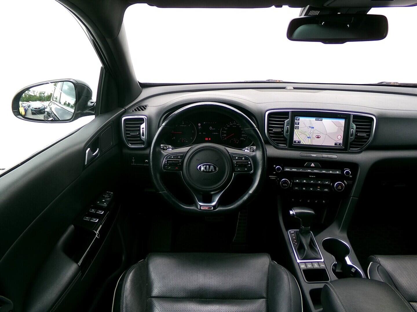 O419V07573_24.webp_SPORTAGE GT Line 2.0  136 kW automat