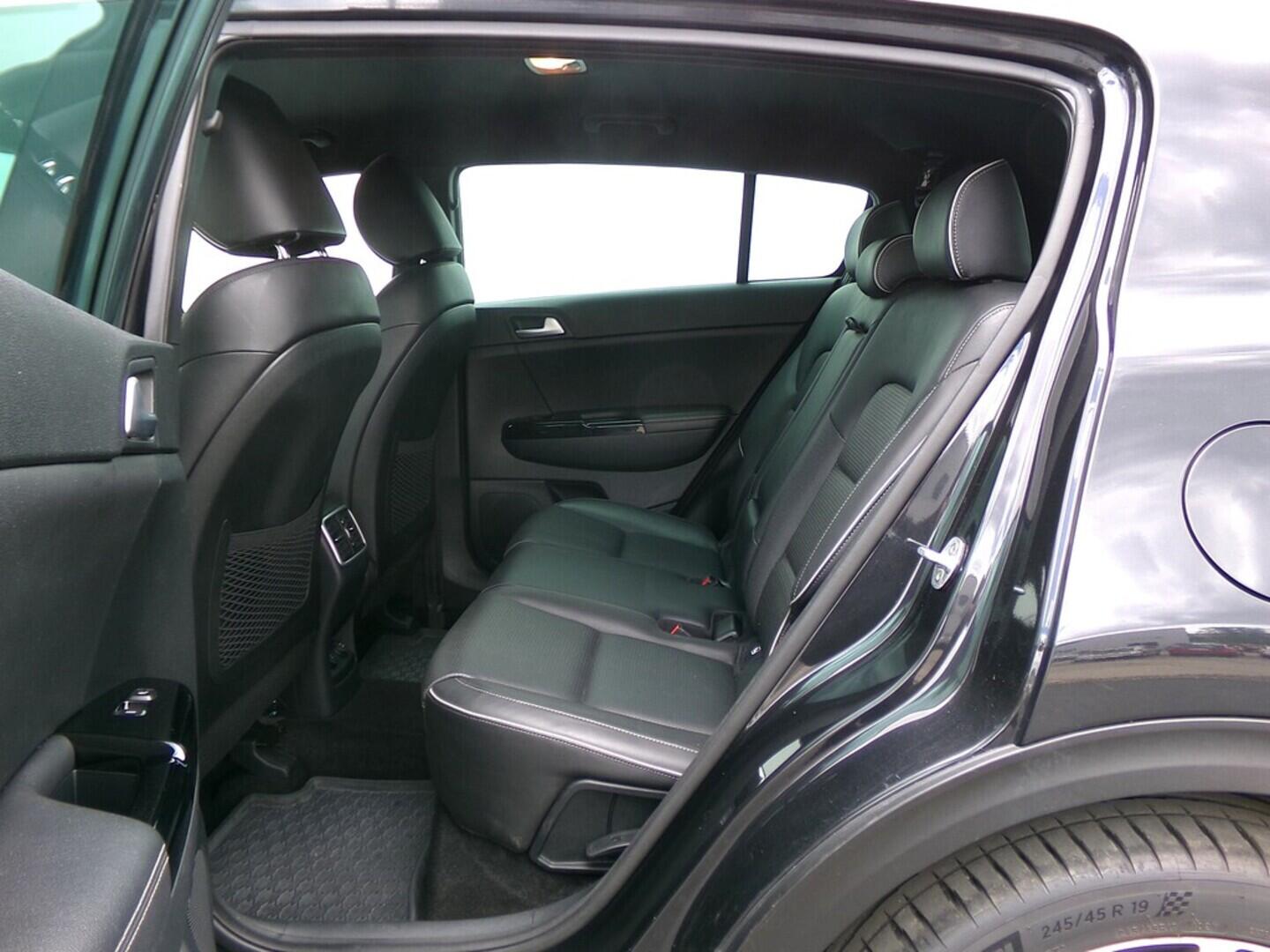 O419V07573_30.webp_SPORTAGE GT Line 2.0  136 kW automat