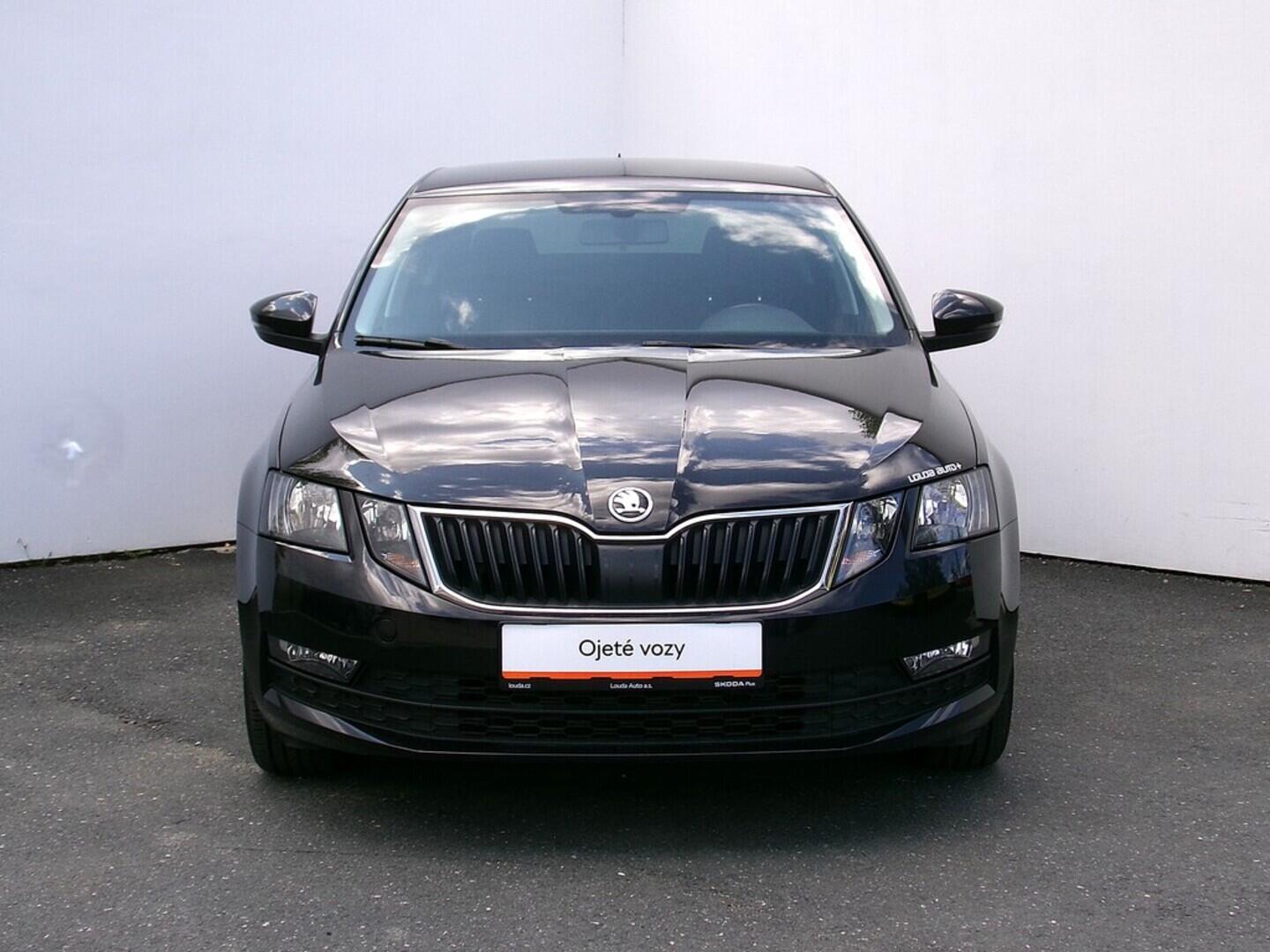 O419V07586_13.webp_OCTAVIA Ambition 1.5 TSI 110 kW automat