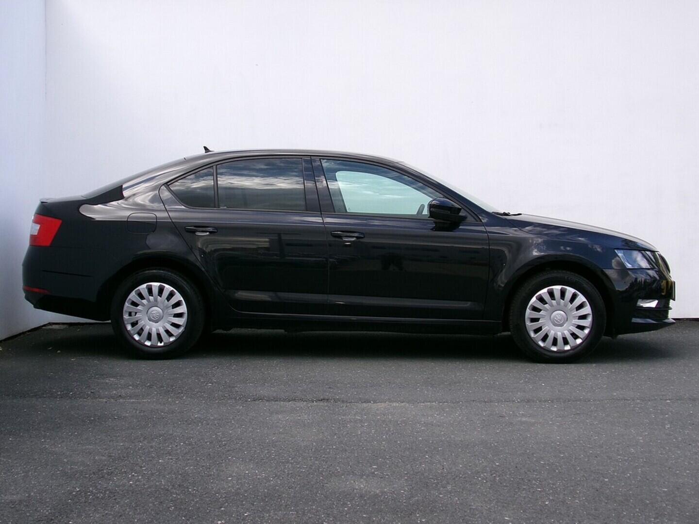 O419V07586_16.webp_OCTAVIA Ambition 1.5 TSI 110 kW automat