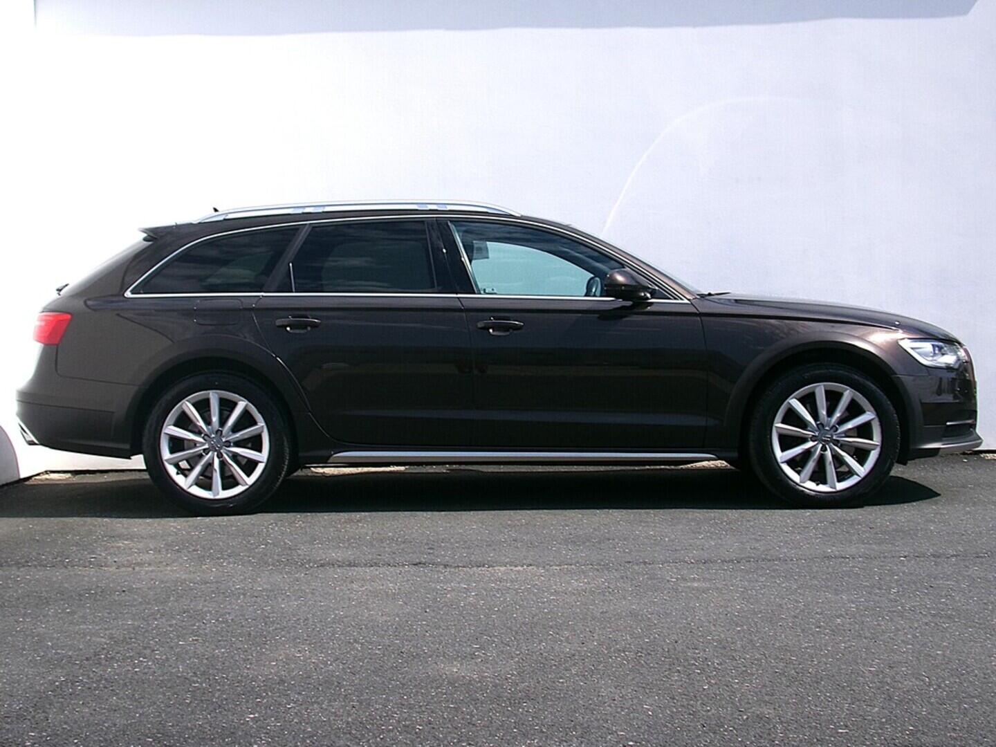 O419V07593_16.webp_A6 ALLROAD QUATTRO Allroad 3.0 TDI 180 kW automat