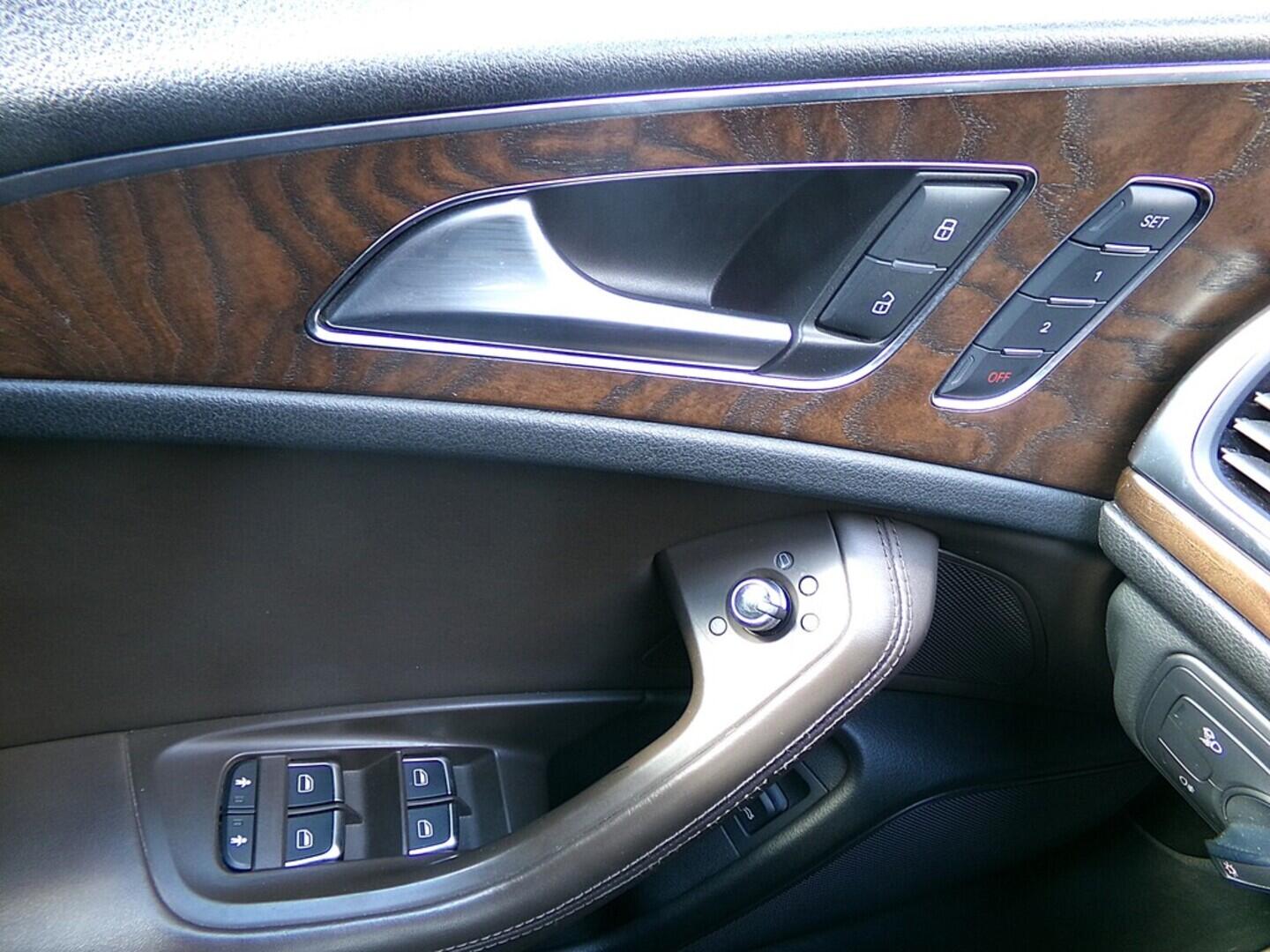 O419V07593_21.webp_A6 ALLROAD QUATTRO Allroad 3.0 TDI 180 kW automat