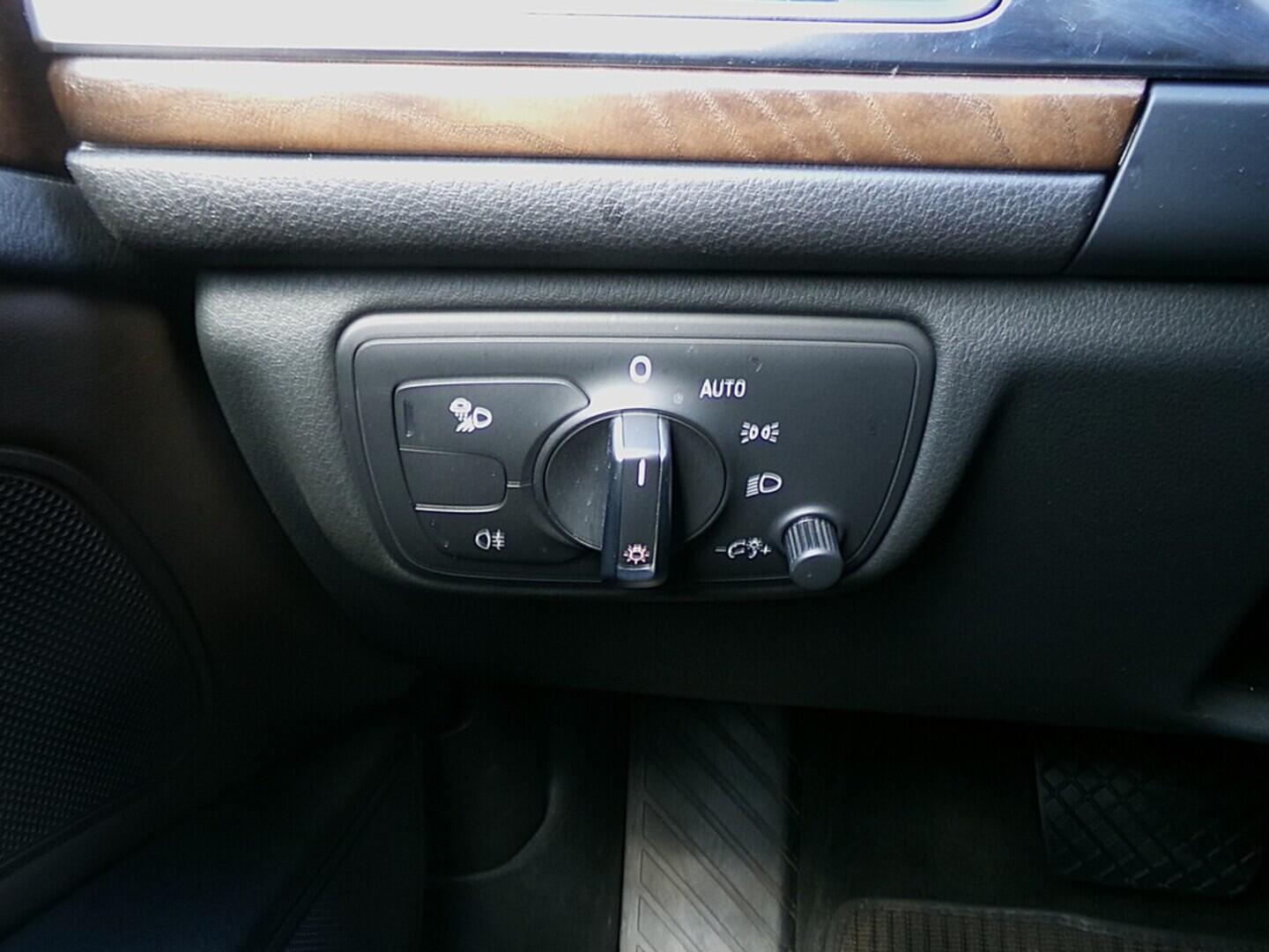 O419V07593_22.webp_A6 ALLROAD QUATTRO Allroad 3.0 TDI 180 kW automat