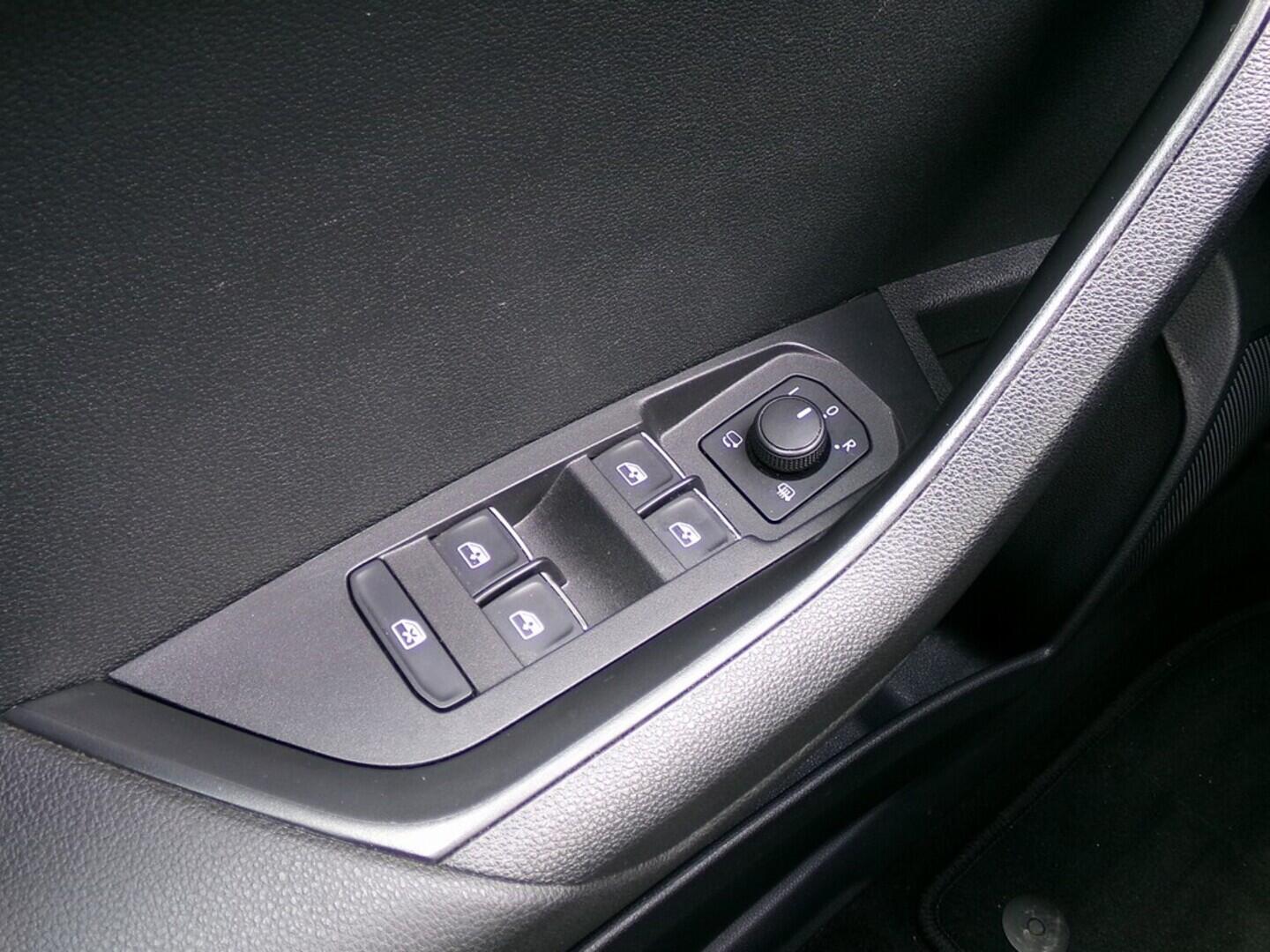 O419V07595_21.webp_KAROQ Style 1.5 TSI 110 kW manuál