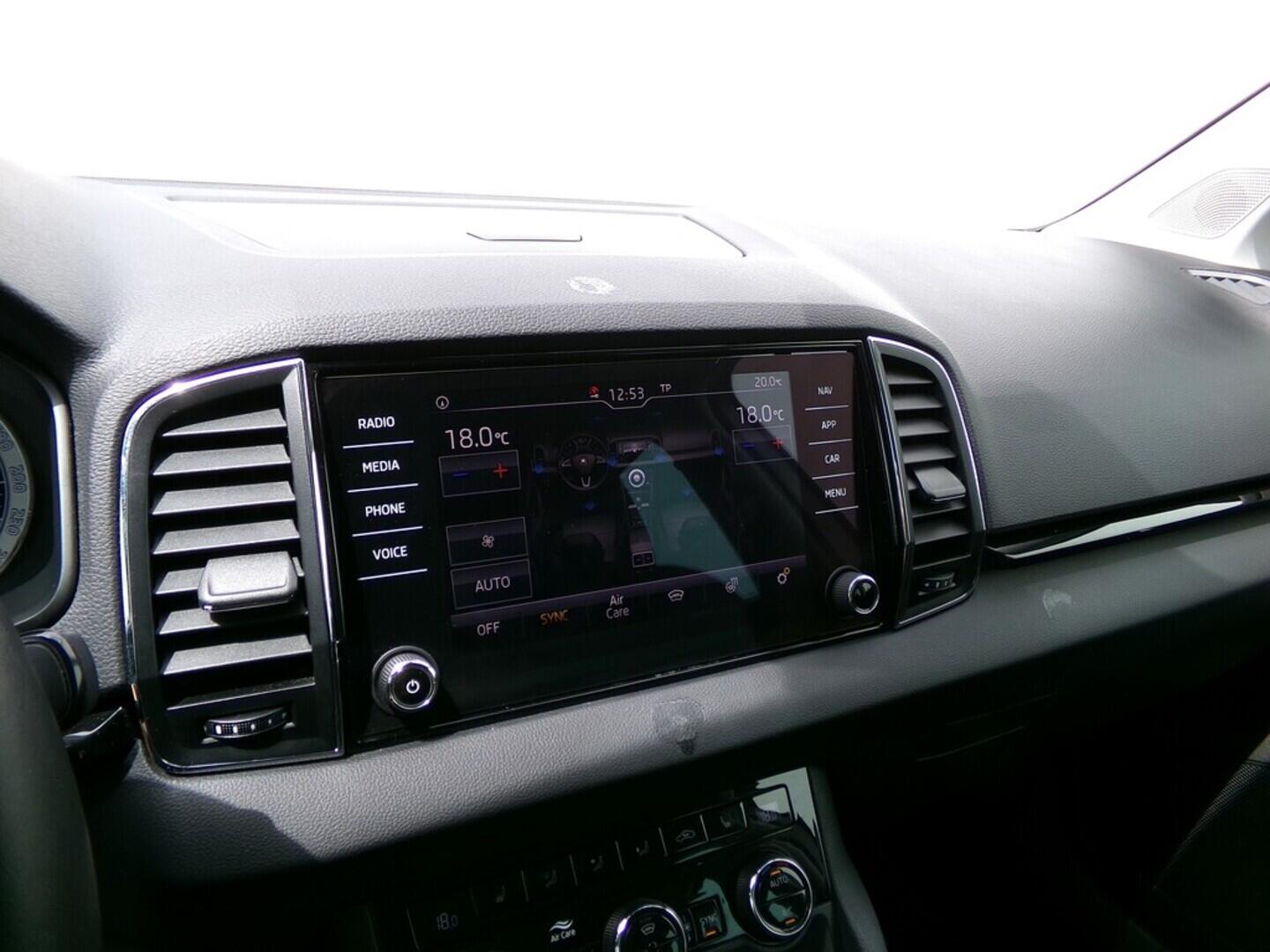 O419V07595_26.webp_KAROQ Style 1.5 TSI 110 kW manuál