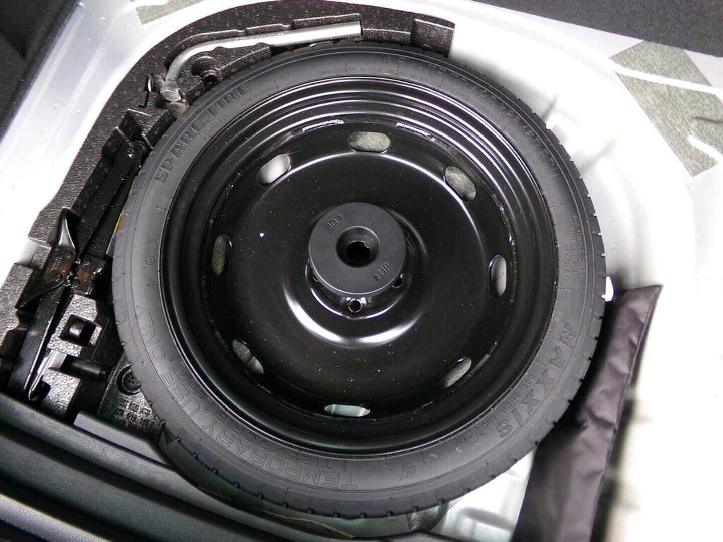 O419V07595_34.webp_KAROQ Style 1.5 TSI 110 kW manuál