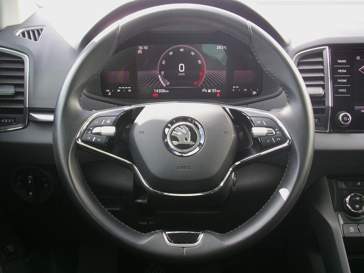 O419V07613_22.webp_KAROQ Ambition 1.5 TSI 110 kW manuál, DPH