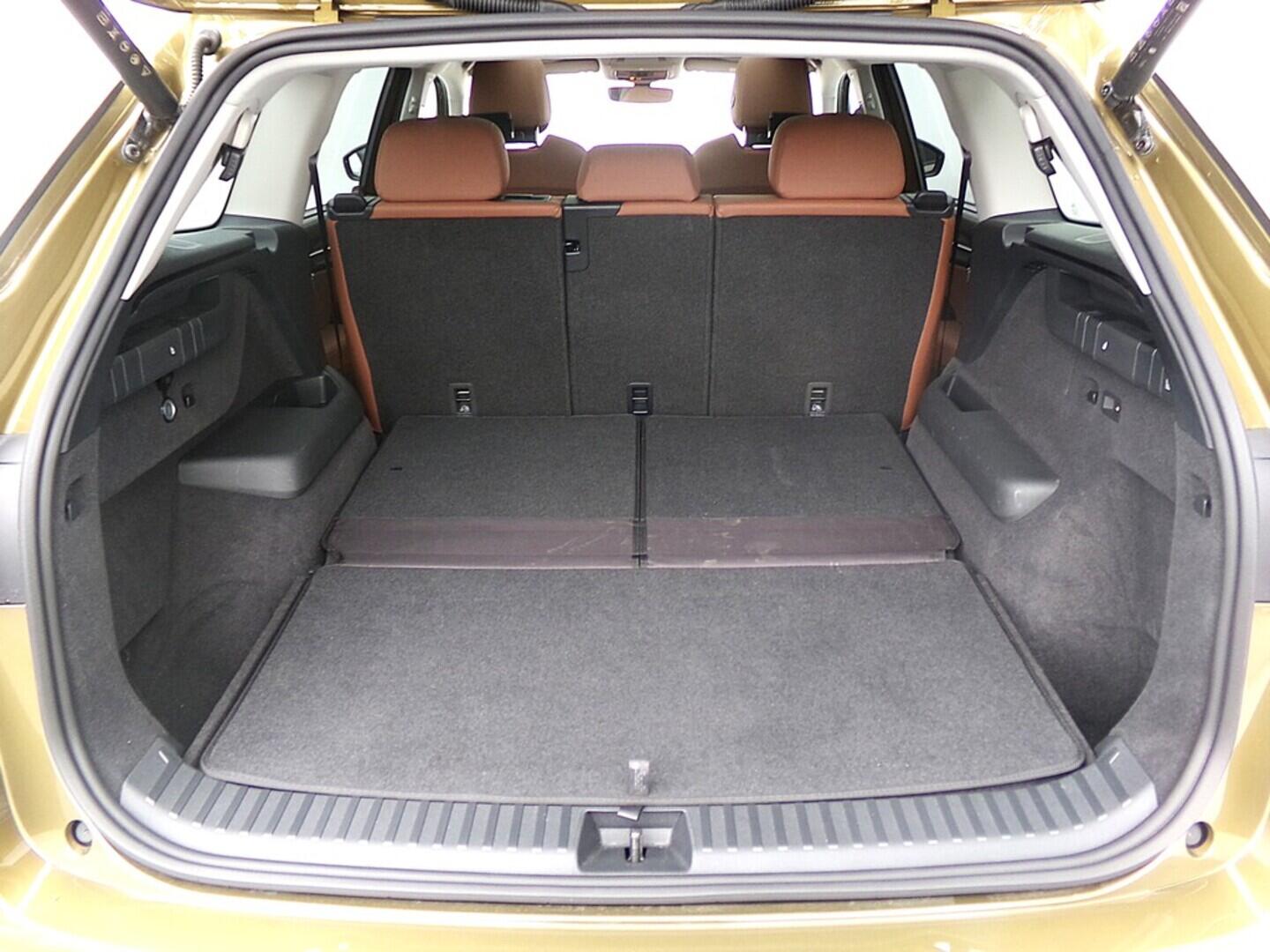 O419V07638_42.webp_KODIAQ Selection 2.0 TDI 142 kW automat, DPH