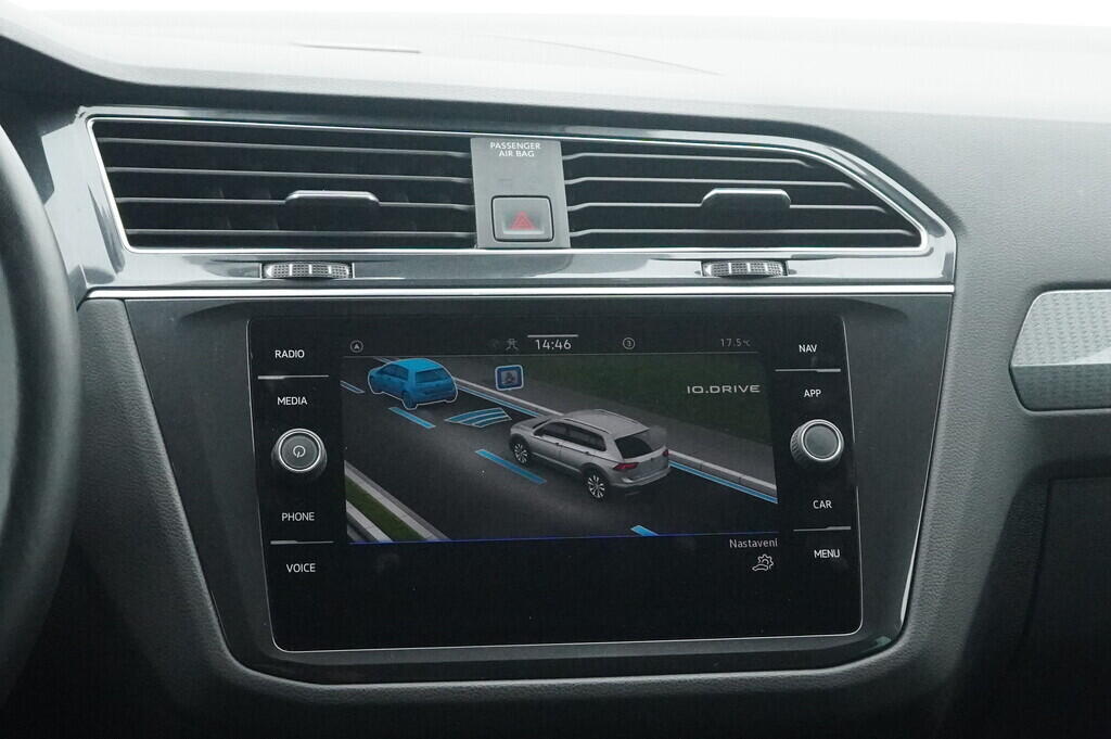 O419V07639_31.webp_TIGUAN life 1.5 TSI 110 kW manuál, DPH