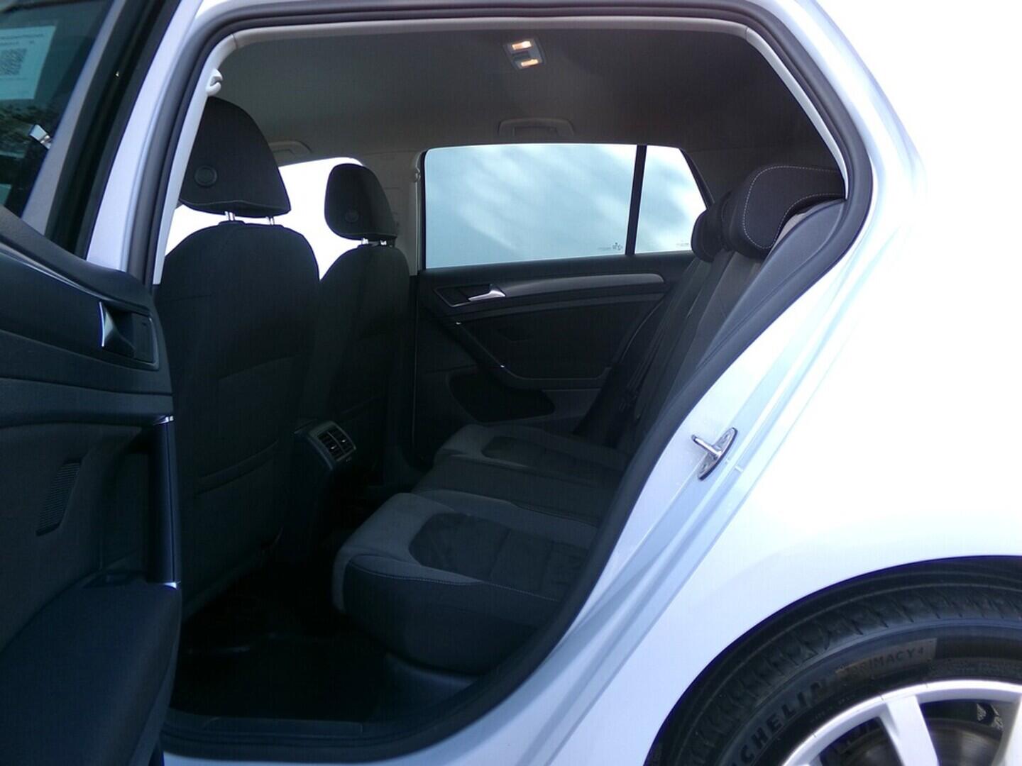 O419V07647_31.webp_GOLF Comfortline 1.4 TSI 110 kW manuál