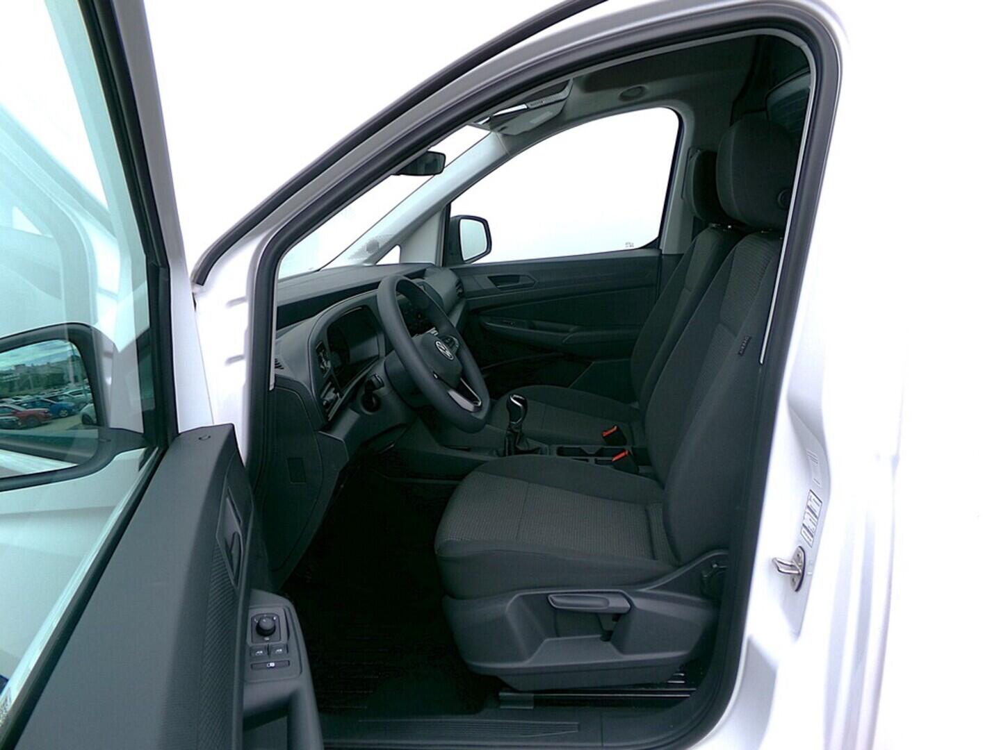 O419V07649_20.webp_CADDY  2.0 TDI 75 kW manuál, DPH