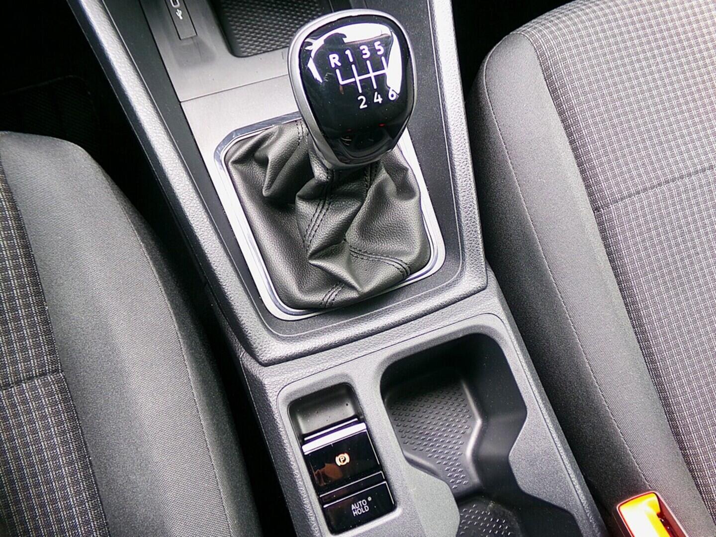 O419V07649_32.webp_CADDY  2.0 TDI 75 kW manuál, DPH