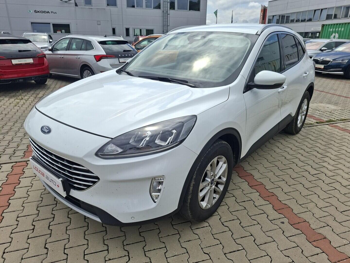 O419V07652_10.webp_KUGA Titanium 1.5  88 kW automat