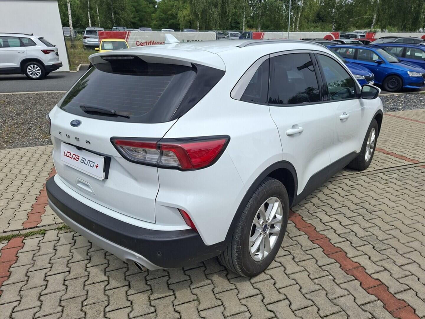 O419V07652_11.webp_KUGA Titanium 1.5  88 kW automat