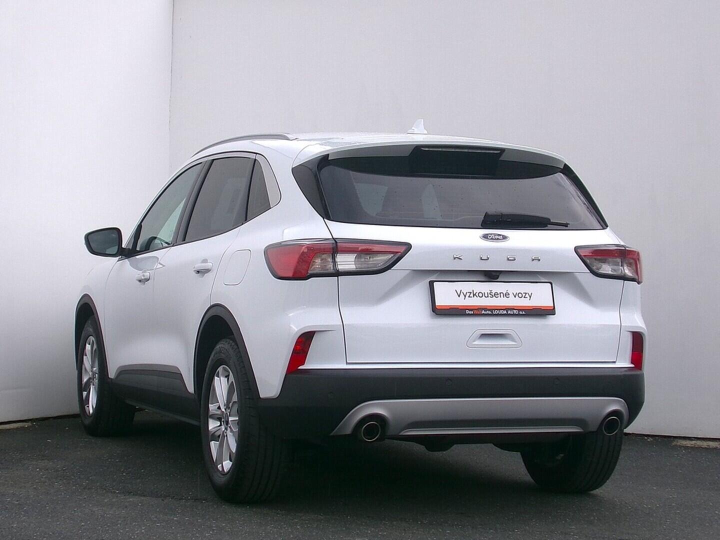 O419V07652_15.webp_KUGA Titanium 1.5  88 kW automat