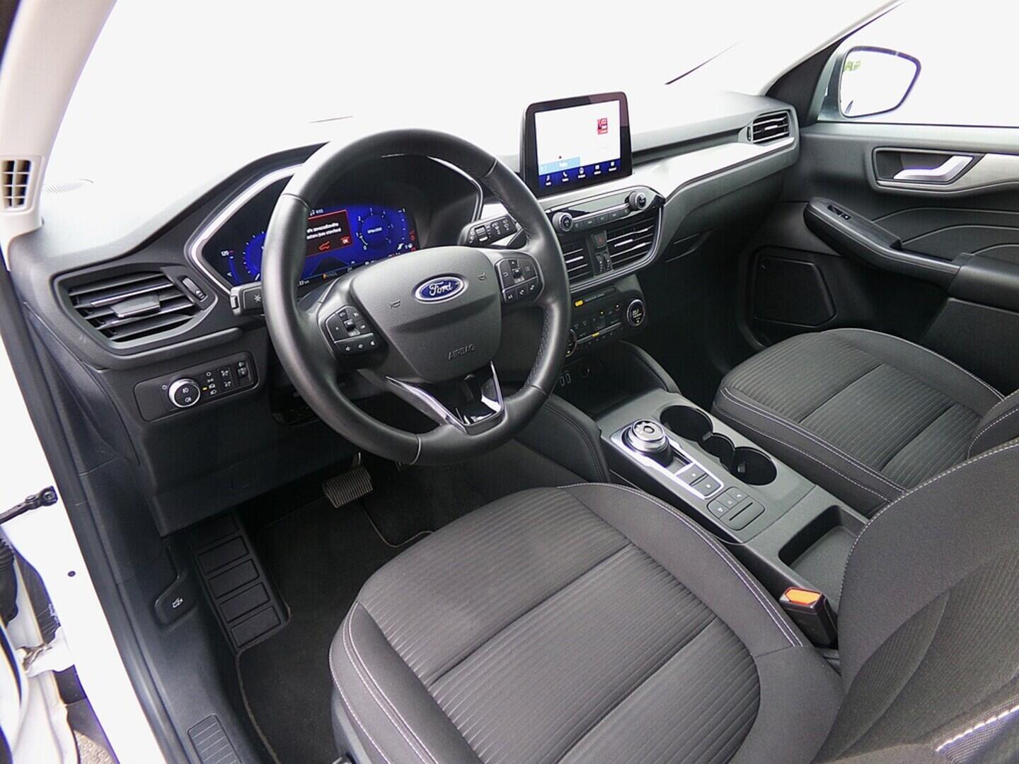 O419V07652_19.webp_KUGA Titanium 1.5  88 kW automat
