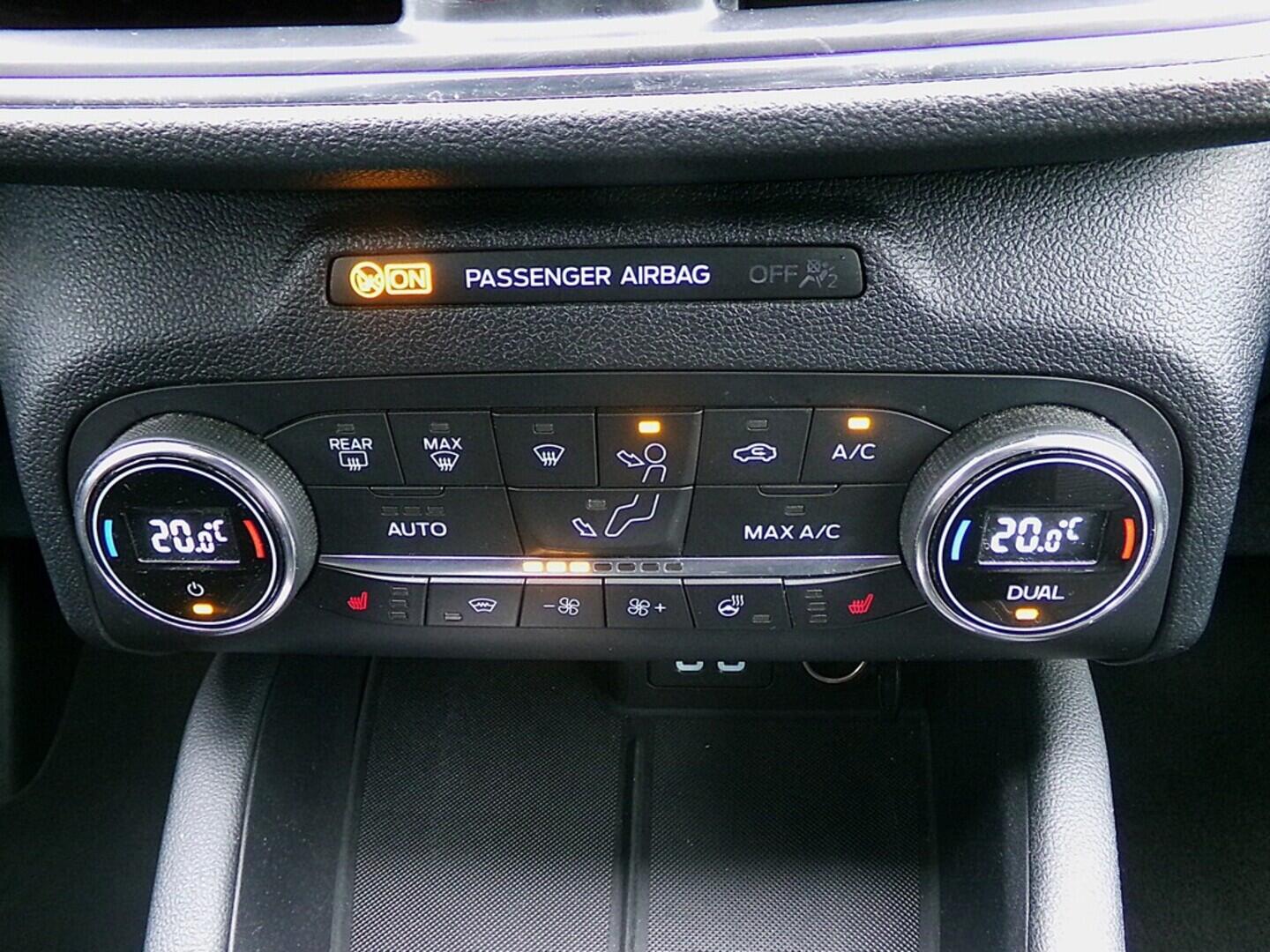 O419V07652_33.webp_KUGA Titanium 1.5  88 kW automat