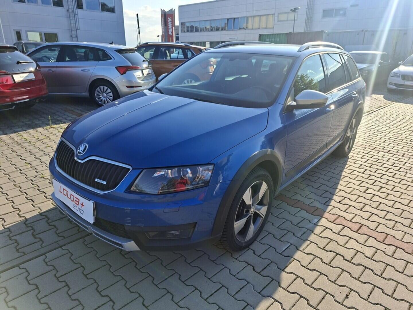 O419V07653_10.webp_OCTAVIA Scout 2.0 TDI 135 kW automat