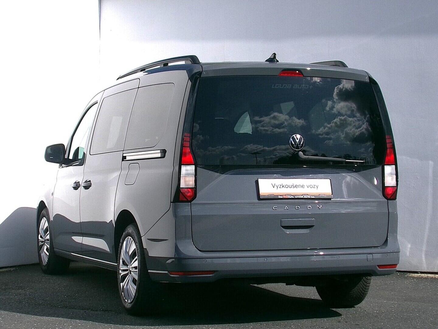 O419V07656_15.webp_CADDY  2.0 TDI 90 kW manuál, DPH