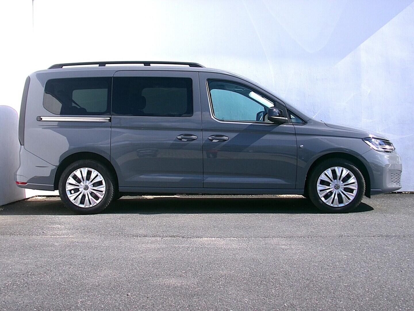O419V07656_16.webp_CADDY  2.0 TDI 90 kW manuál, DPH