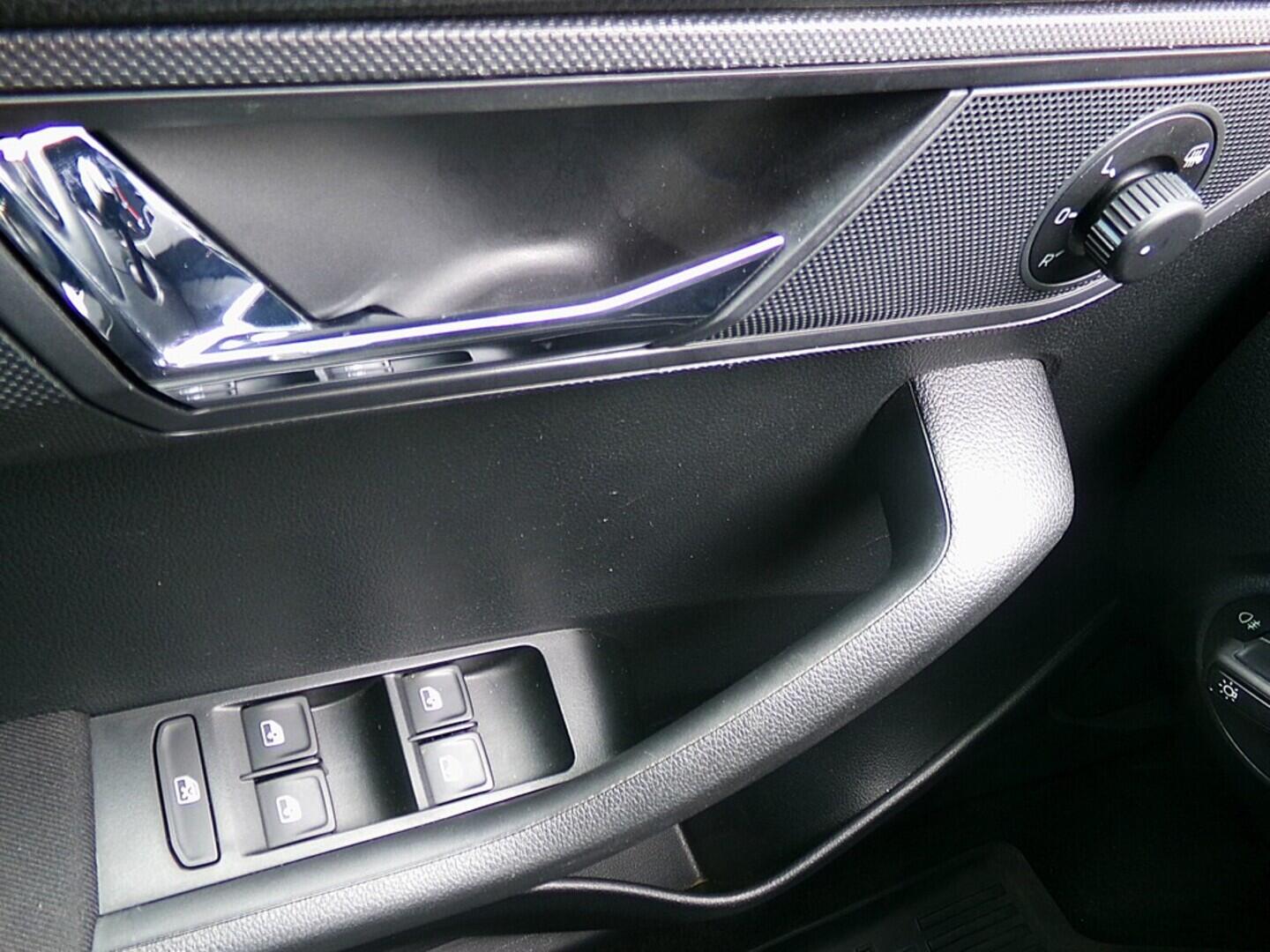 O419V07661_21.webp_FABIA Style 1.0 TSI 81 kW manuál, DPH