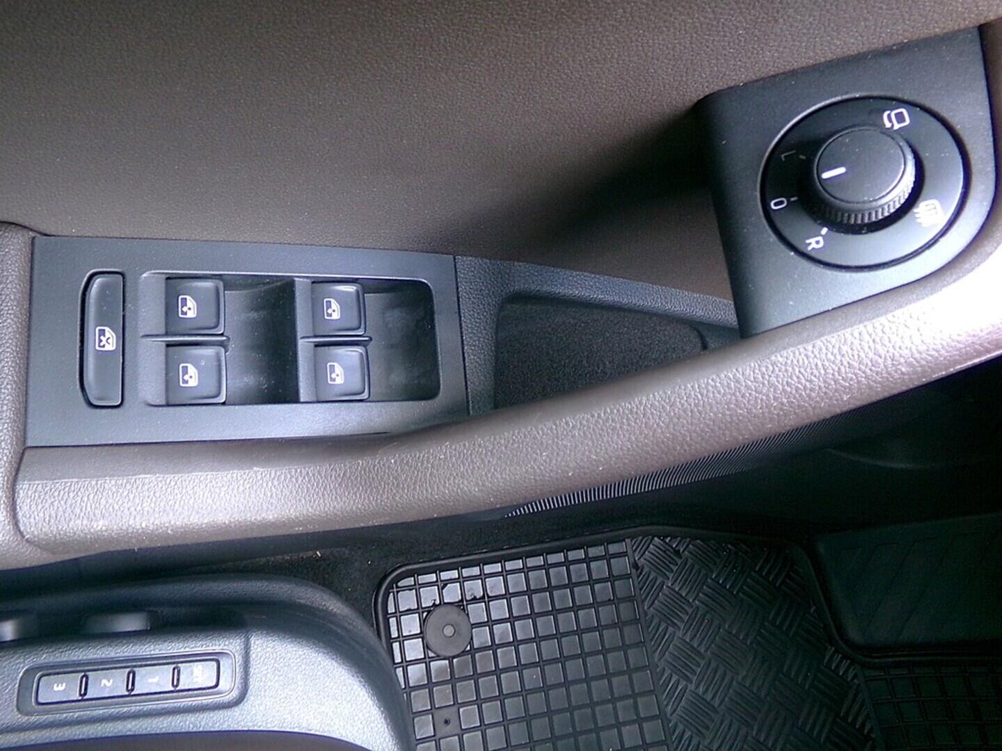 O419V07666_22.webp_OCTAVIA L&K 2.0 TSI 140 kW automat