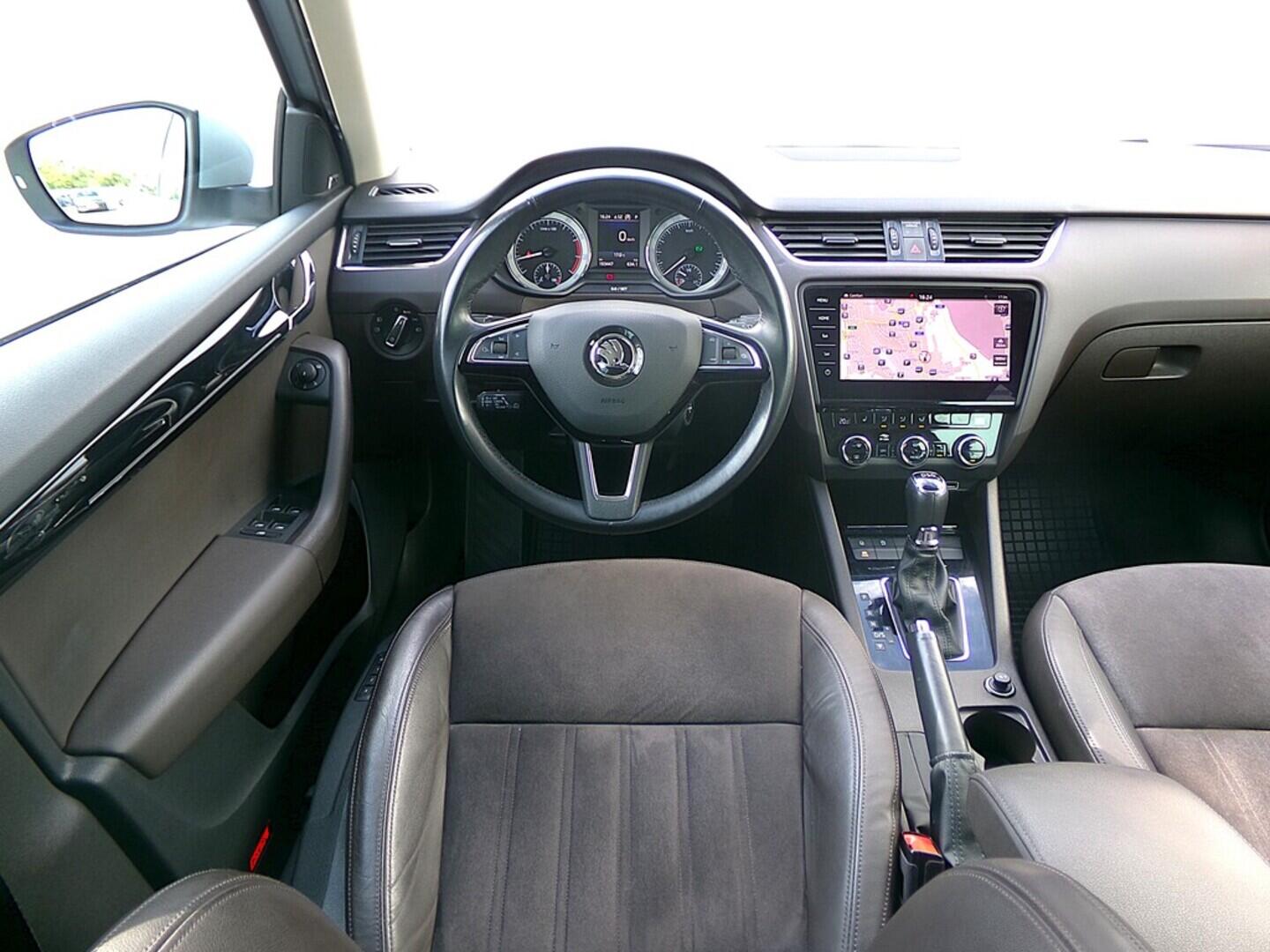 O419V07666_26.webp_OCTAVIA L&K 2.0 TSI 140 kW automat