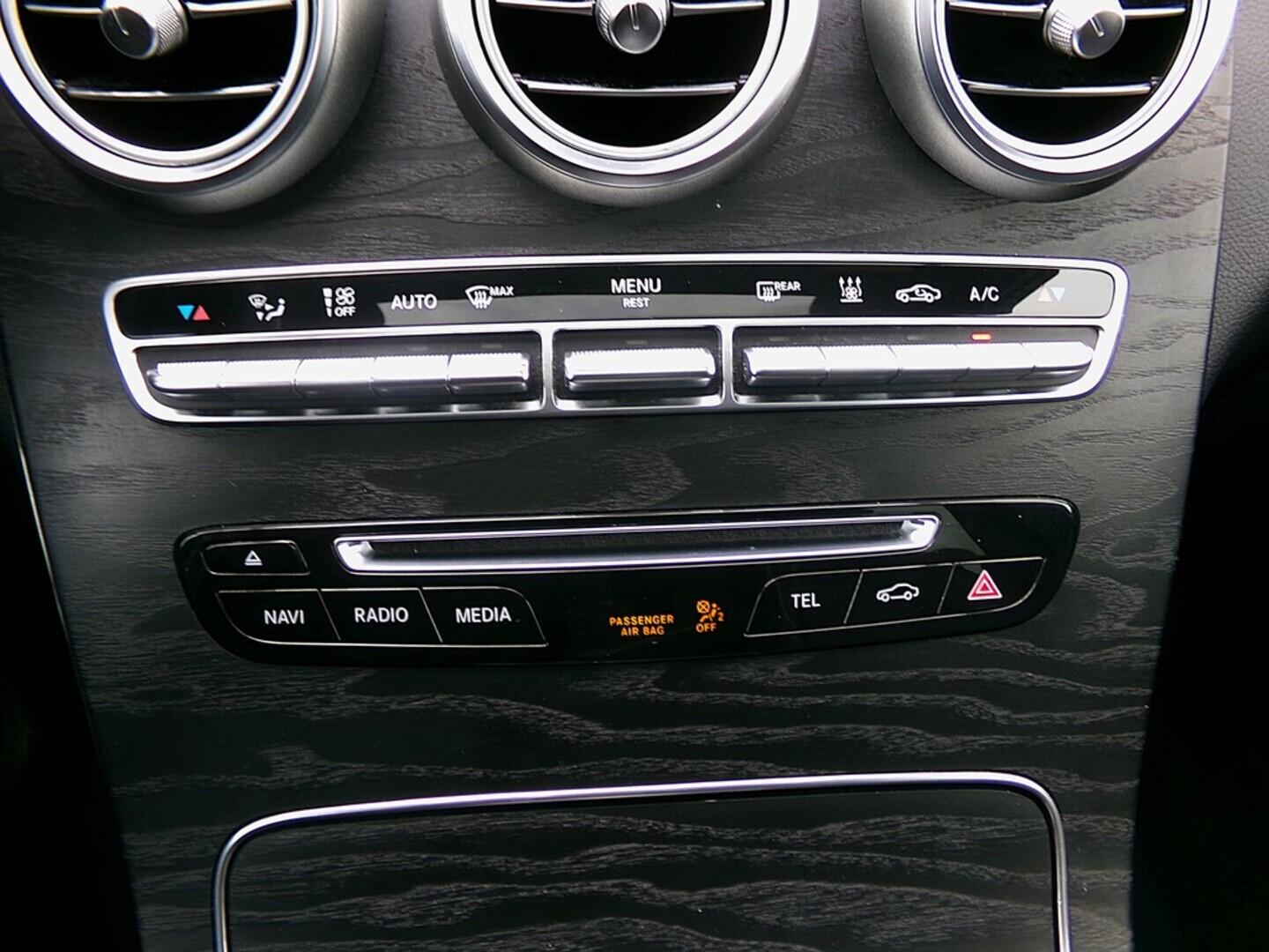 O419V07683_31.webp_GLC Coupé AMG paket 2.0  155 kW automat, DPH