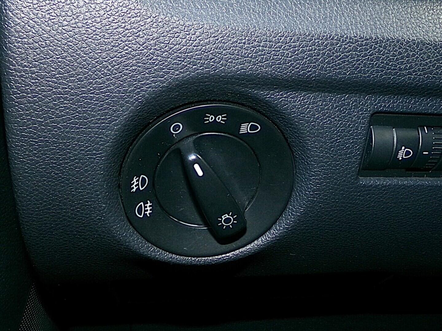 O419V07693_22.webp_FABIA  1.6 MPI 77 kW manuál
