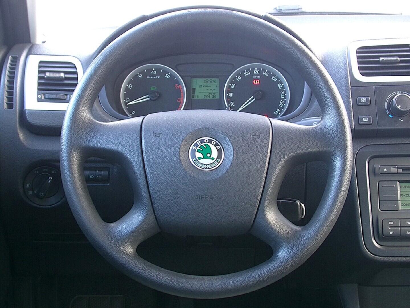 O419V07693_23.webp_FABIA  1.6 MPI 77 kW manuál