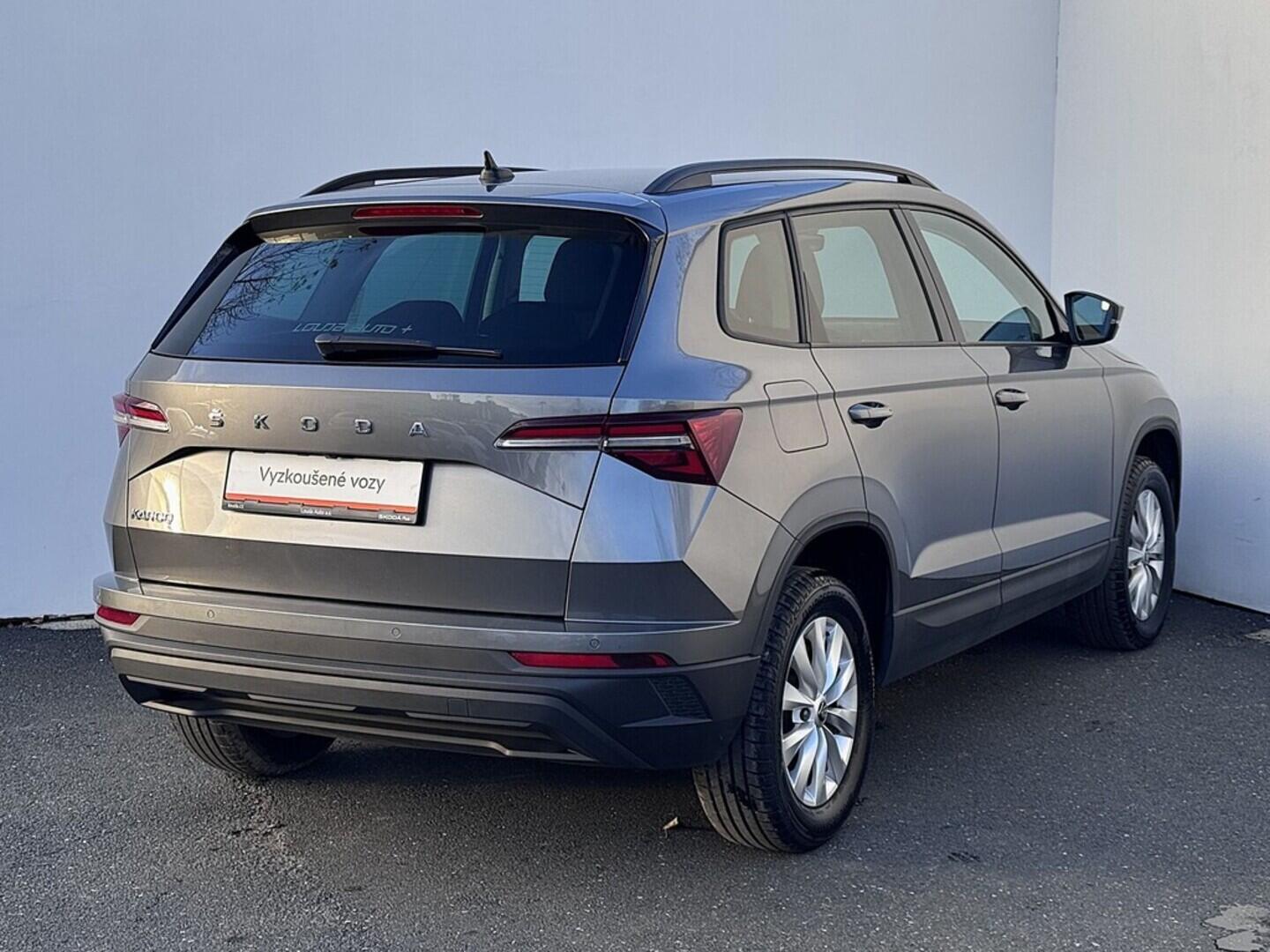 O419V07694_11.webp_KAROQ Ambition 1.5 TSI 110 kW automat, DPH