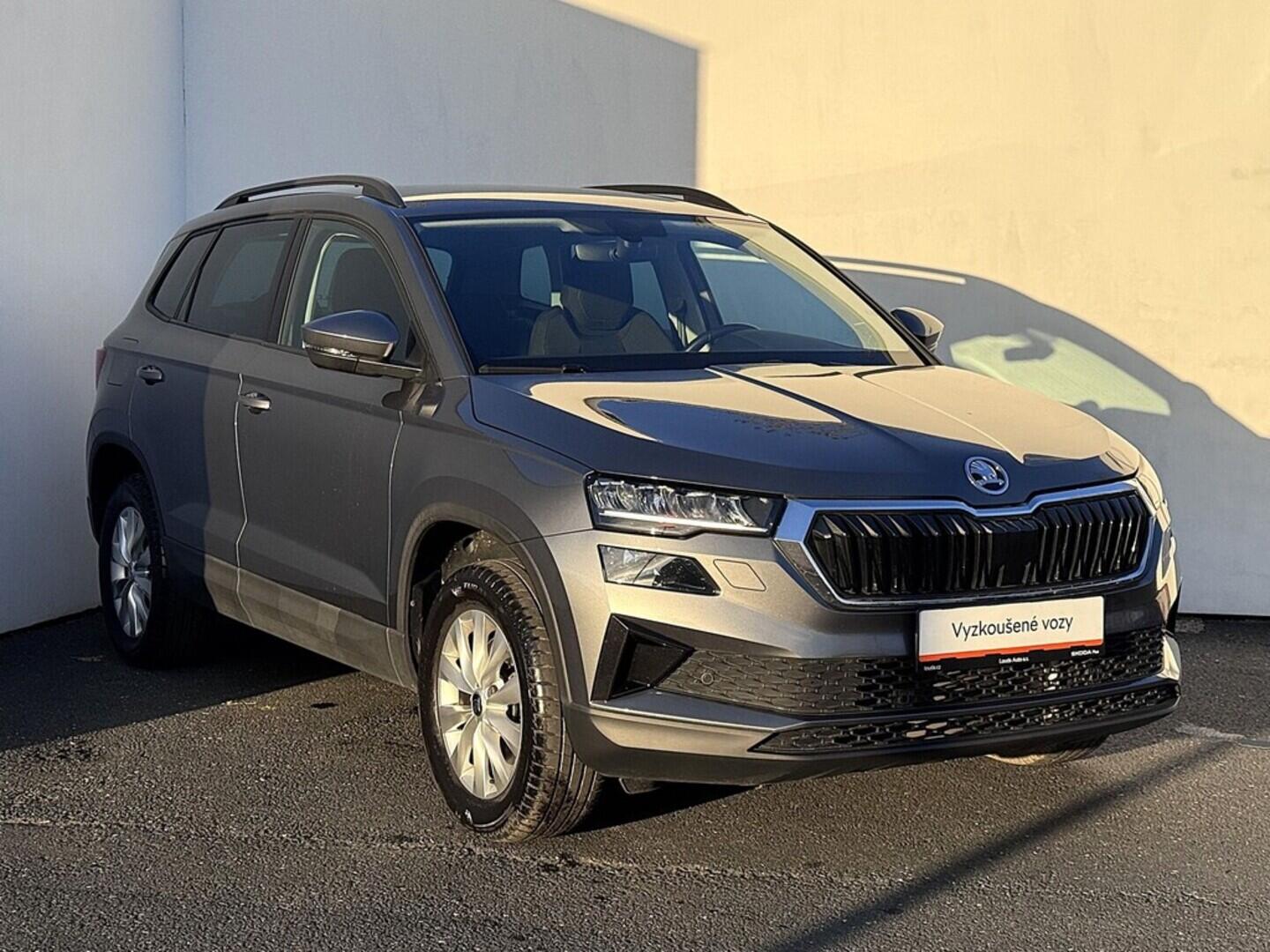 O419V07694_14.webp_KAROQ Ambition 1.5 TSI 110 kW automat, DPH