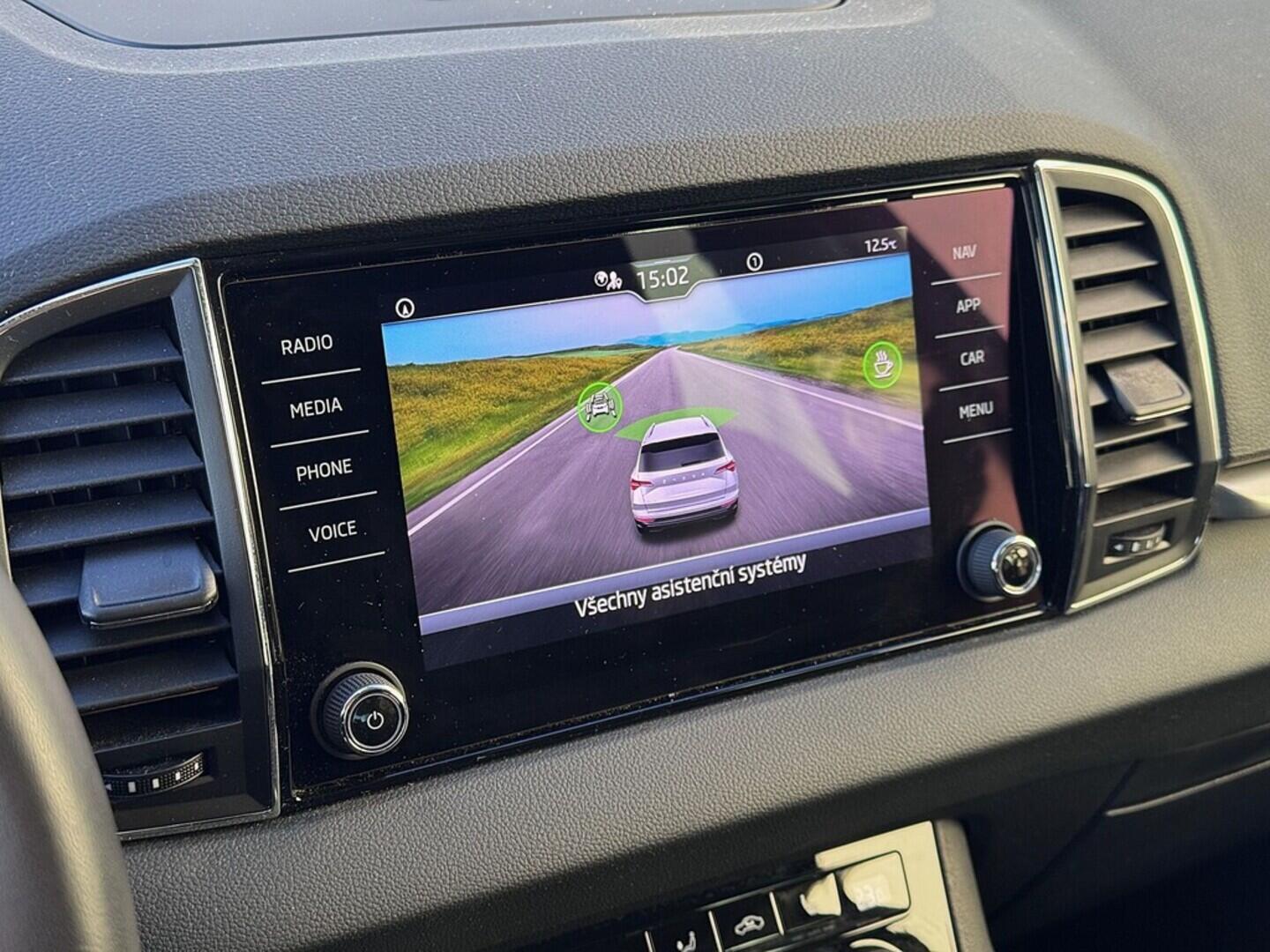 O419V07694_26.webp_KAROQ Ambition 1.5 TSI 110 kW automat, DPH