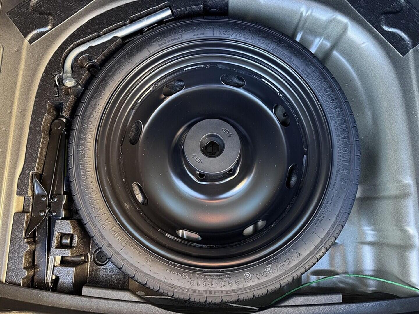 O419V07694_33.webp_KAROQ Ambition 1.5 TSI 110 kW automat, DPH