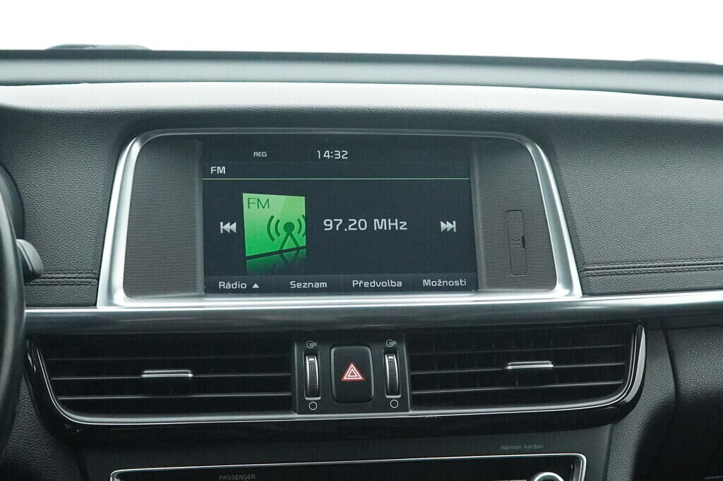 O419V07696_29.webp_OPTIMA Spirit 1.7  104 kW manuál