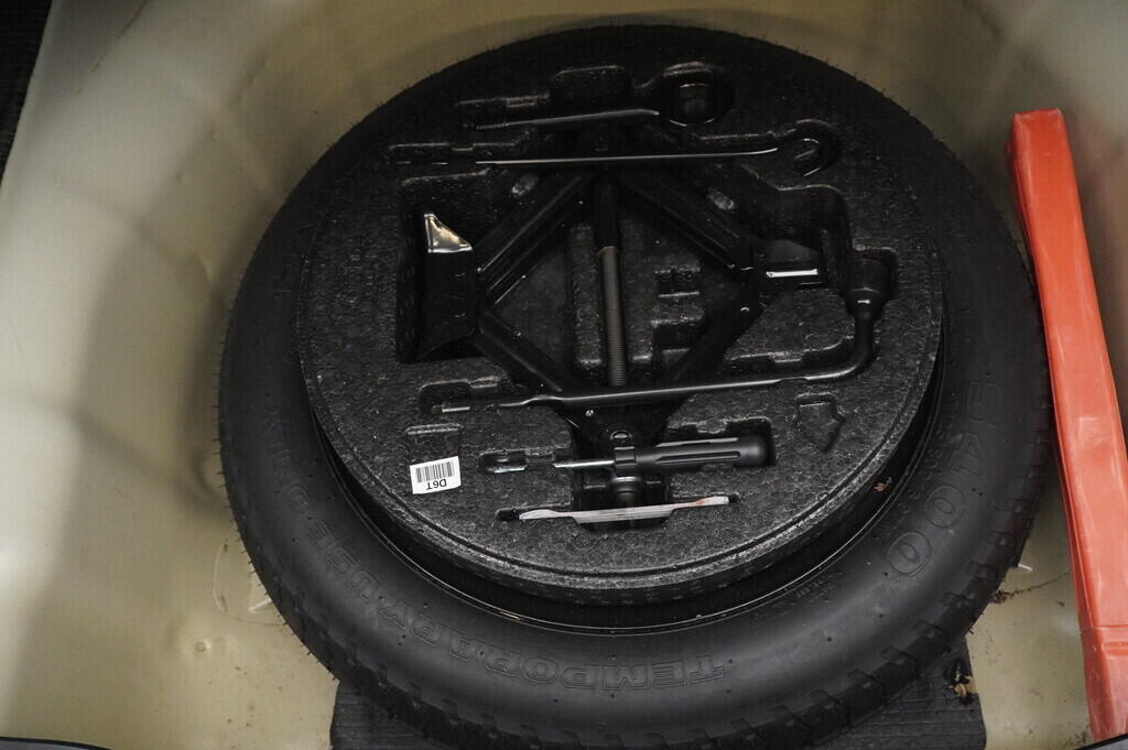 O419V07696_37.webp_OPTIMA Spirit 1.7  104 kW manuál