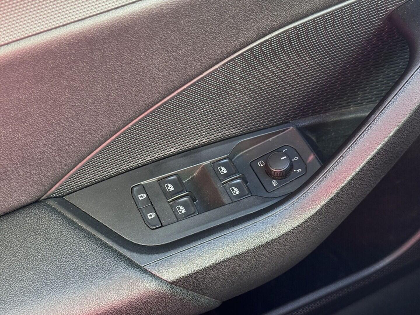 O419V07699_21.webp_OCTAVIA Scout 2.0 TDI 147 kW automat, DPH