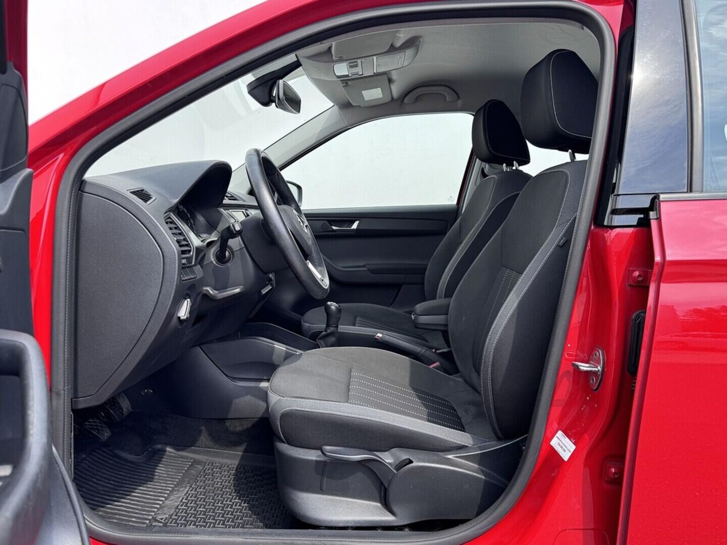 O419V07703_20.webp_FABIA Style 1.0 TSI 70 kW manuál