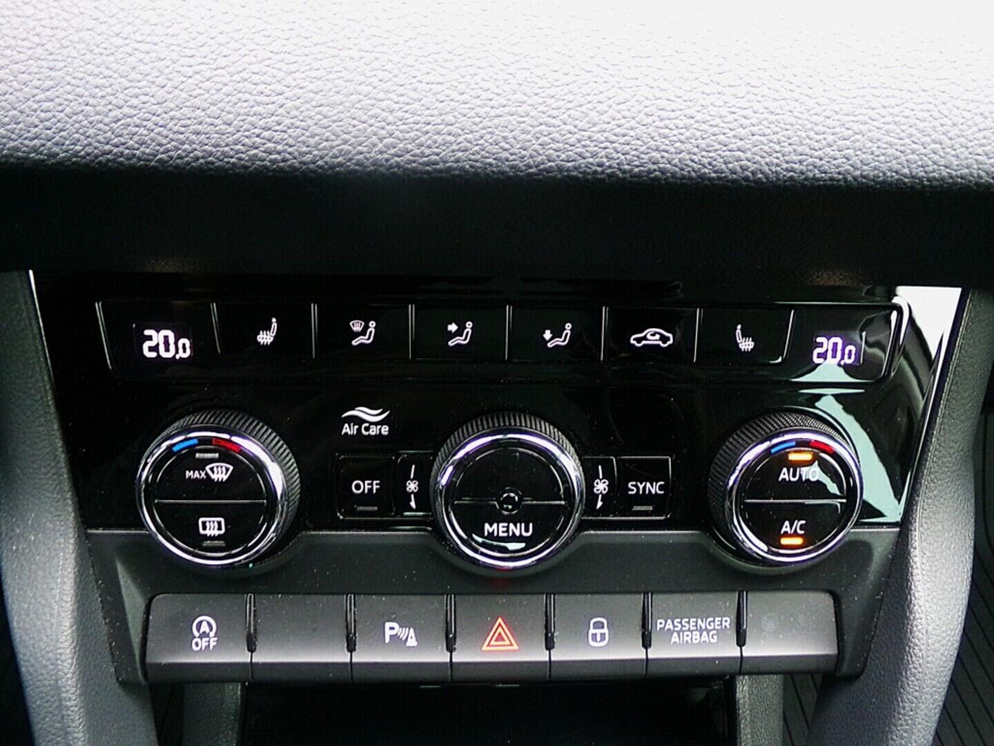 O419V07707_33.webp_KAROQ Style 1.5 TSI 110 kW automat, DPH