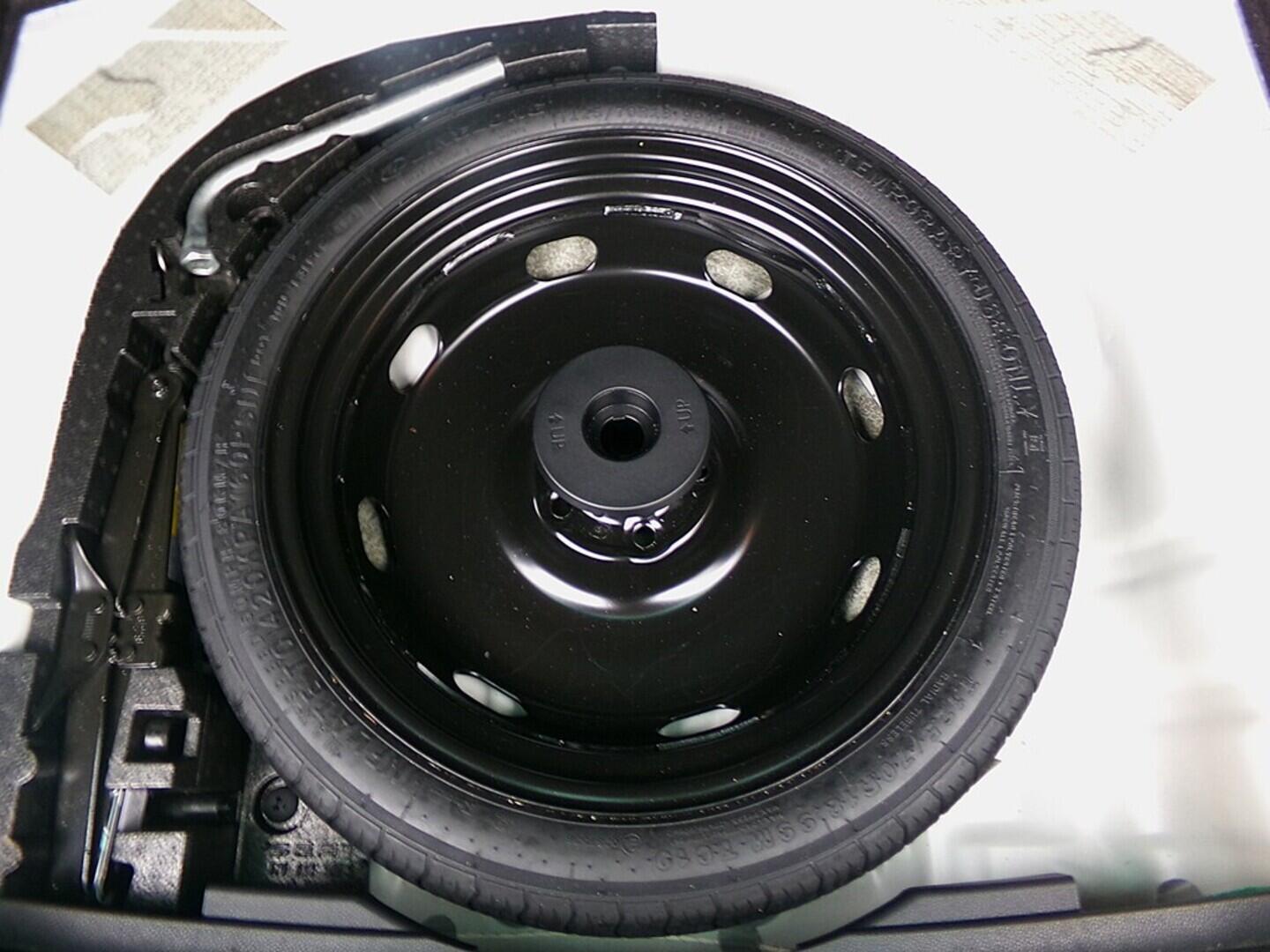 O419V07707_38.webp_KAROQ Style 1.5 TSI 110 kW automat, DPH