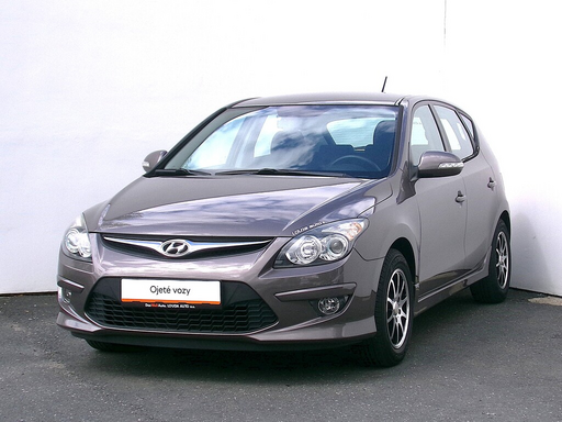 I30  1.6  93 kW manuál, DPH