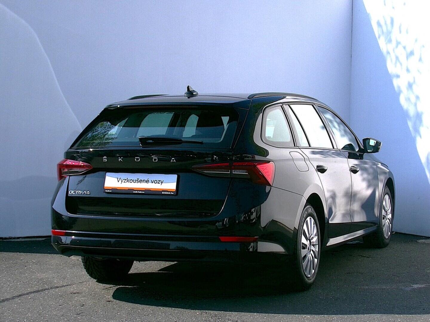 O419V07712_11.webp_OCTAVIA Active 2.0 TDI 85 kW manuál, DPH