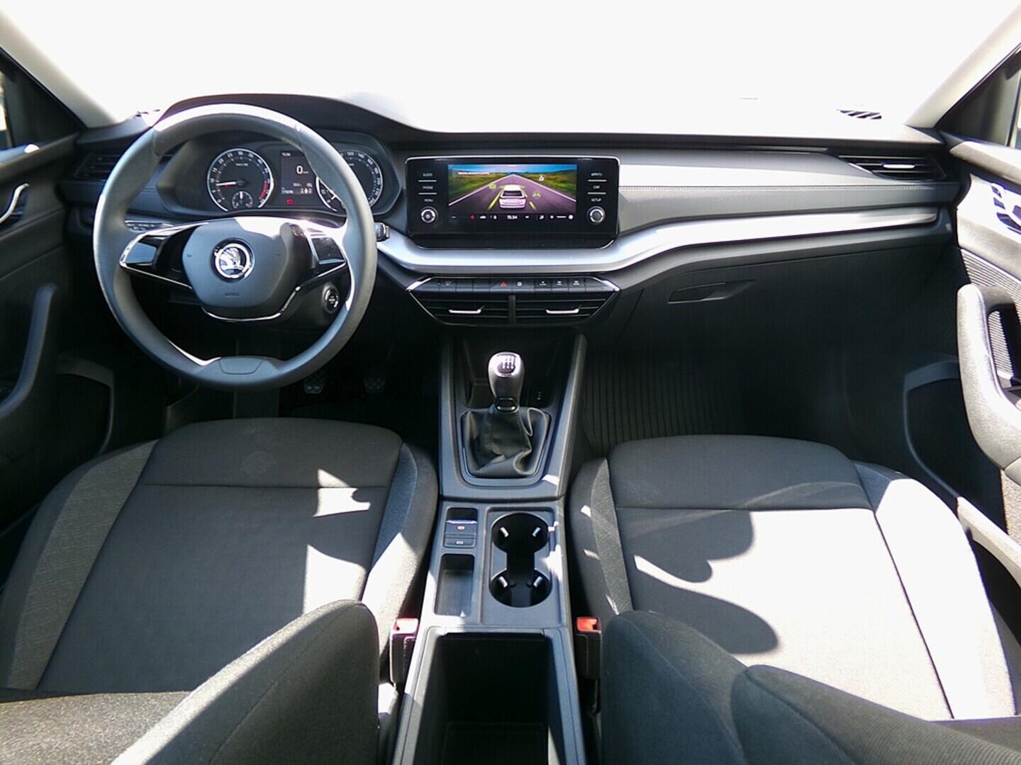 O419V07712_18.webp_OCTAVIA Active 2.0 TDI 85 kW manuál, DPH