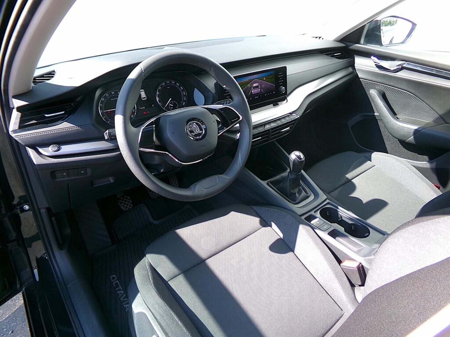 O419V07712_19.webp_OCTAVIA Active 2.0 TDI 85 kW manuál, DPH